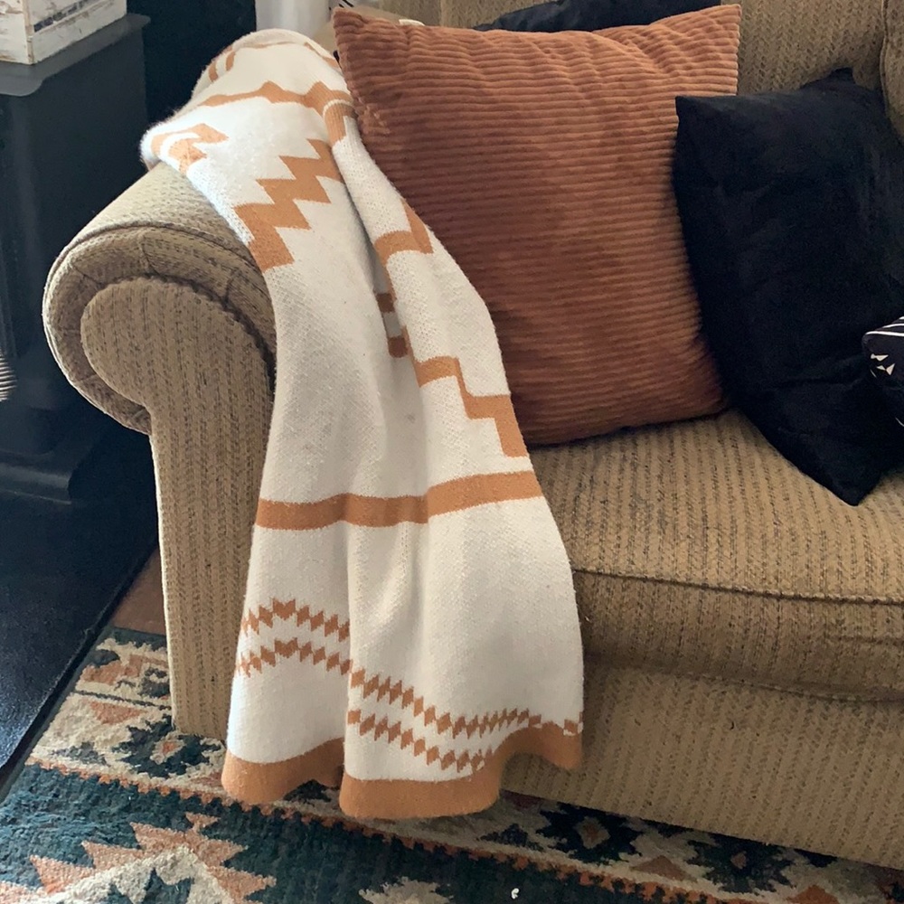 Western Throw